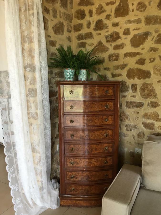 Olive Tree Cottage 2 Неа-Перамос Экстерьер фото